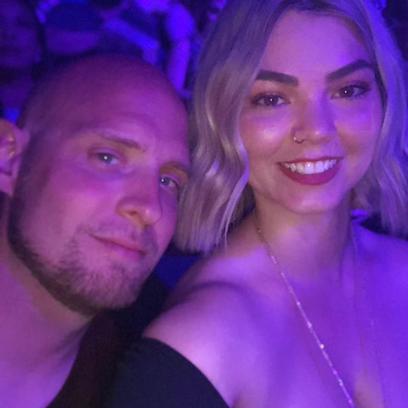 Meet your Posher, Angel - Picture 1 of 1